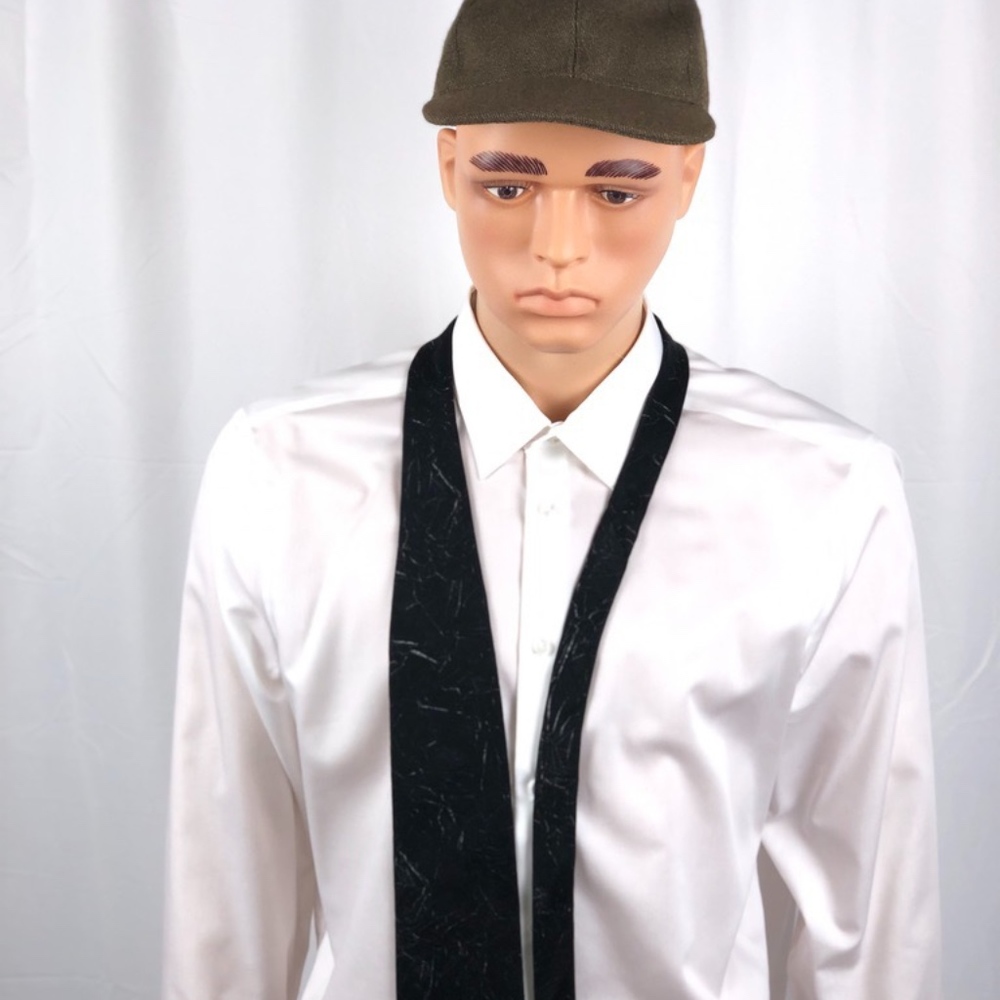 MADISON & RHODES 100% SILK TIE